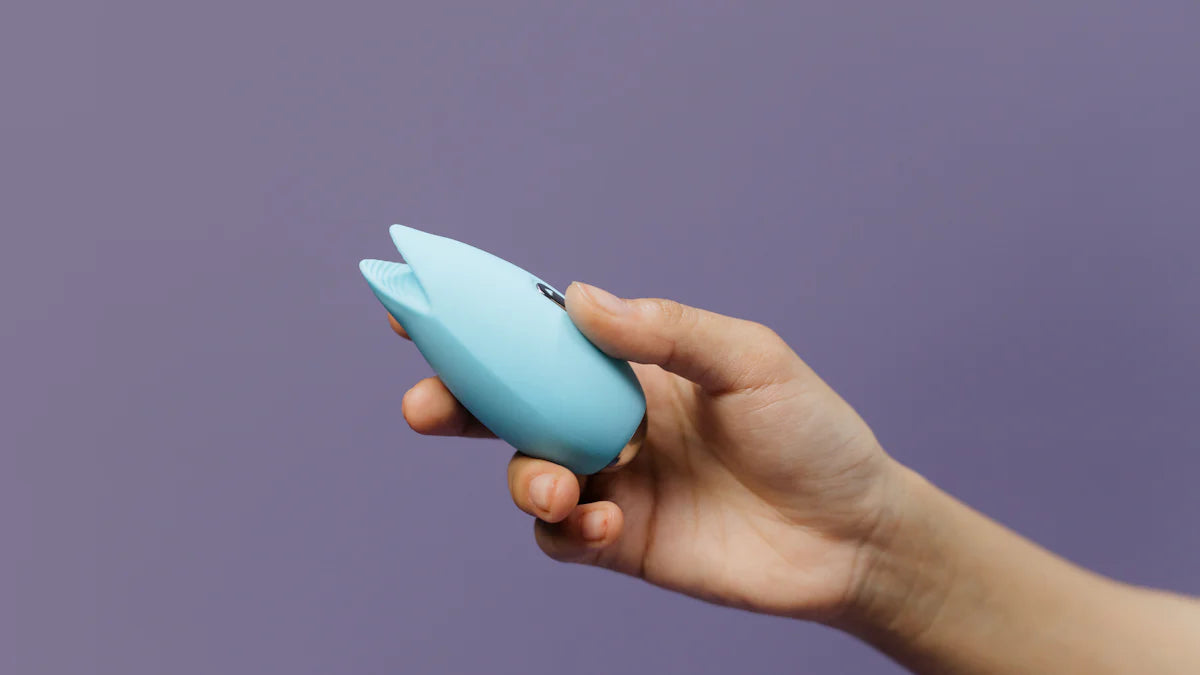 Tess - Sucking Tongue Licking Clitoral Simulator vs Enid - Clitoral Sucking Licking Vibrator with a focus on vibration features