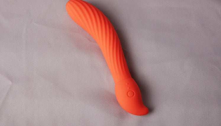 How to use a clitoral vibrator